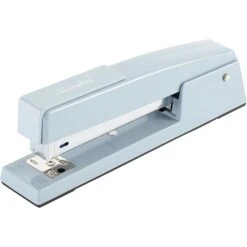Swingline 747 Classic Metal Stapler, 20 Sheet Capacity, Sky Blue (74708)